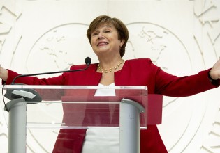 ΔΝΤ – «Τρίζει» η καρέκλα της γενικής διευθύντριας του Ταμείου – Εμπλέκεται σε χειραγώγηση δεδομένων υπέρ της Κίνας