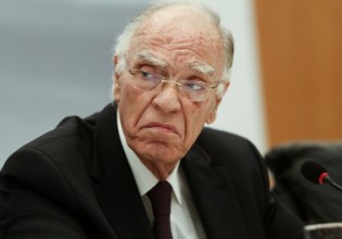 Αποσωληνώθηκε ο Βασίλης Λεβέντης – Κρίσιμα τα επόμενα 24ωρα