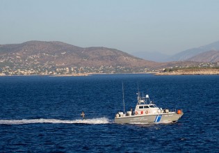 Σούνιο – Έρευνες για τον εντοπισμό δύο αγνοούμενων στη θάλασσα – Πνέουν ισχυροί άνεμοι στην περιοχή