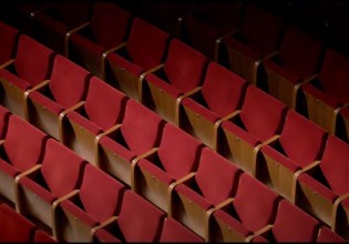 Η Εθνική Λυρική Σκηνή επιστρέφει στις κλειστές αίθουσες – Το πρόγραμμα Οκτωβρίου – Δεκεμβρίου 2021