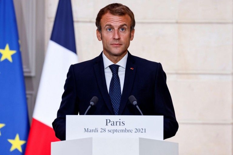 Μακρόν – Θέλουμε να προστατεύσουμε την εδαφική ακεραιότητα και των δύο χωρών