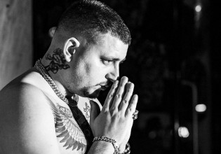 Mad Clip – Σε live μετάδοση στο Youtube η κηδεία του trapper