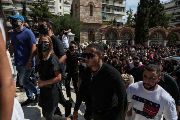 Mad Clip – Δείτε ζωντανά το τελευταίο αντίο στον αγαπημένο τράπερ