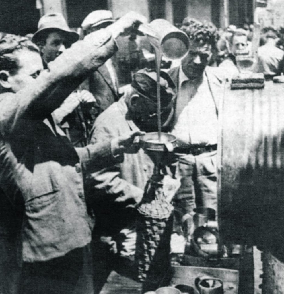 Οι μαυραγορίτες της ευπιστίας