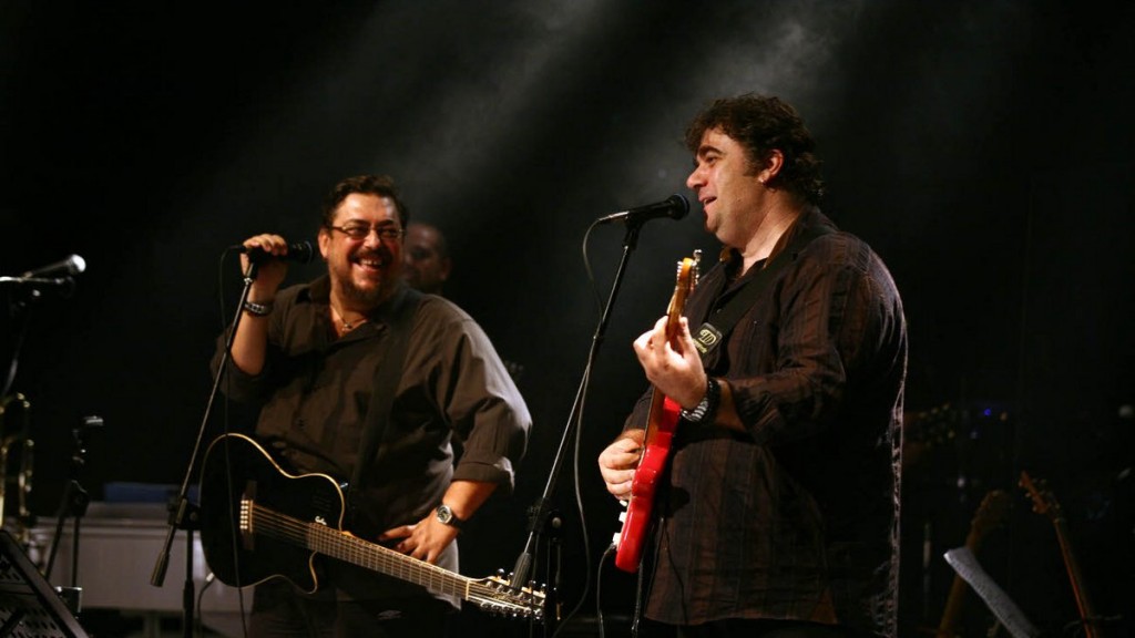 Δημήτρης Σταρόβας – Συγκινεί η ανάρτησή του για τα δύο χρόνια από τον θάνατο του Λαυρέντη Μαχαιρίτσα