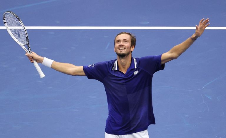 US Open - Ισοπεδωτικός Μεντβέντεφ κατέκτησε το πρώτο του Grand Slam (0-3)