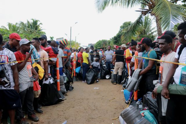 Κολομβία – Παναμάς – Εγκλωβισμένοι σχεδόν 19.000 μετανάστες