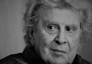 Μίκης Θεοδωράκης – Συγκλαμός