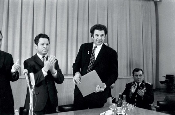 Μίκης Θεοδωράκης – Κάτοχος του βραβείου Λένιν – Σε ποιους Έλληνες το είχε απονείμει η Σοβιετική Ένωση