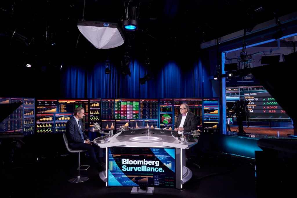 Μητσοτάκης στο Bloomberg – Μεγάλο το ενδιαφέρον των ξένων επενδυτών για την Ελλάδα – Μετριοπαθής η πρόβλεψη για 5,9% ανάπτυξη