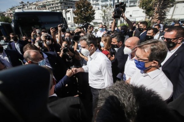 Εκκληση Μητσοτάκη από τη ΔΕΘ – Εμβολιαστείτε για να αυξηθεί το τείχος ανοσίας