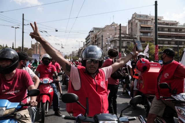 Efood – Η μεγαλύτερη πορεία που έκαναν ποτέ οι διανομείς (δείτε βίντεο) – 24ωρη απεργία την Παρασκευή