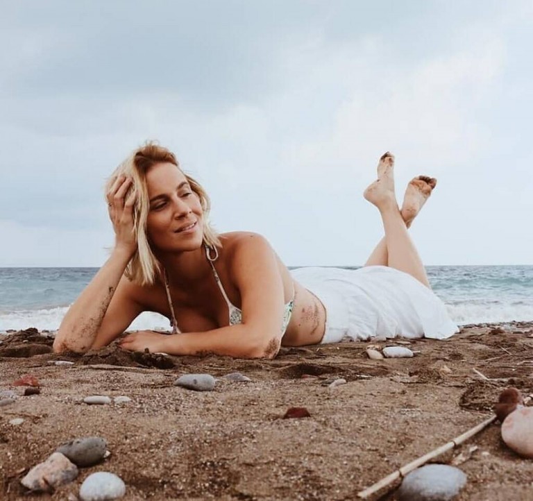 Η Νάντια Μπουλέ μοιάζει ακόμα πιο fit από πριν την εγκυμοσύνη της – Δείτε φωτογραφίες