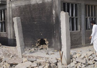 Πακιστάν – Βομβιστική επίθεση σε σχολείο θηλέων – Η πρώτη εδώ και πολλά χρόνια