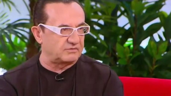 Λευτέρης Πανταζής – «Ξέσπασε και χτύπησε στον λαιμό, έχασα την φωνή μου»