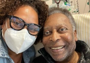 Αγωνία για τον Πελέ μετά την εισαγωγή του σε ΜΕΘ – «Αναρρώνει καλά» λέει η κόρη του