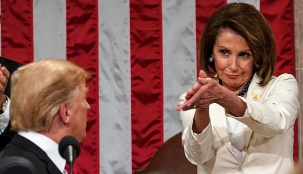 ΗΠΑ – Ο «ακατανόμαστος» θα ηττηθεί και πάλι, αν κατέβει υποψήφιος το 2024, λέει η Πελόζι για τον Τραμπ