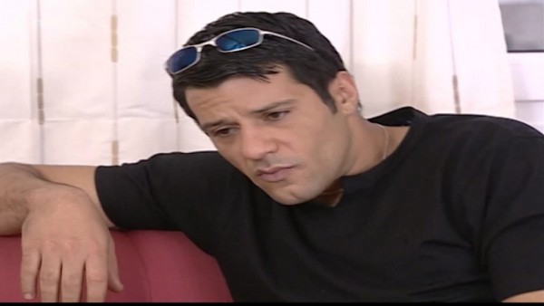 Θυμάστε τον… σέξι Περιστερόπουλο από τους «Singles»; – Τα παράτησε όλα και… δείτε πώς είναι σήμερα