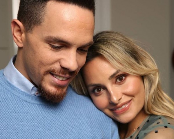 Βασιλική Μιλλούση – Λευτέρης Πετρούνιας – Σήμερα ο γάμος τους – Η τρυφερή φωτογραφία