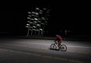 Κοροναϊός – Οι ανεμβολίαστοι κλείνουν ραντεβού με την… καραντίνα – Λοκντάουν και έκρηξη κρουσμάτων σε περιοχές με χαμηλά ποσοστά εμβολιασμού