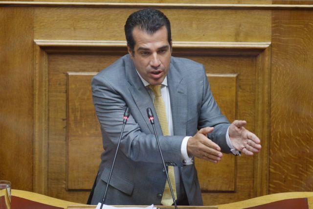 Πλεύρης – Περιμέναμε 10.000 αναστολές ανεμβολίαστων υγειονομικών και έχουμε 6.412 – Κόντρα με Πολάκη για τα εμβόλια