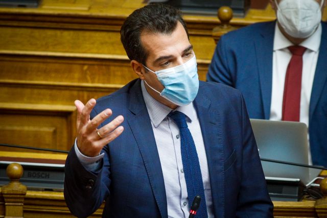 Πλεύρης – Επιδιώκουμε συνταγματική λύση με τους συμβασιούχους στην υγεία