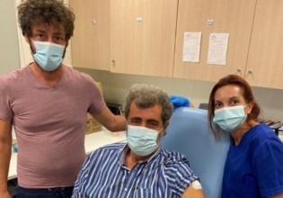 «Ιπποφέρω, ιπποφέρω Πολή» – Το twitter ξεσάλωσε με τον εμβολιασμό Πολάκη