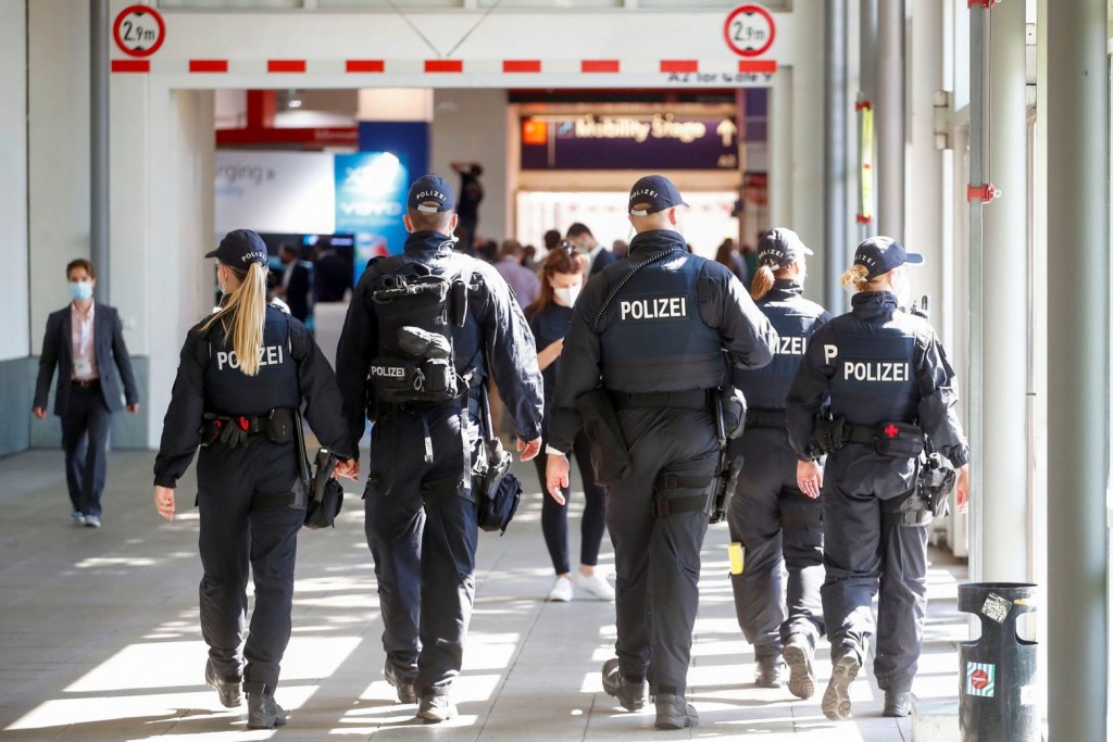 Γερμανία – Απετράπη τρομοκρατική επίθεση σε συναγωγή στο Χάγκεν