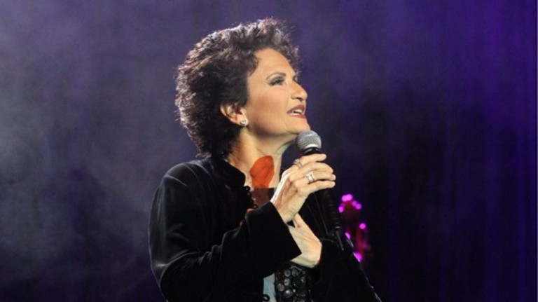 Άλκηστις Πρωτοψάλτη: Όλοι έχουμε την ίδια λαχταρά για αυτή την επαφή