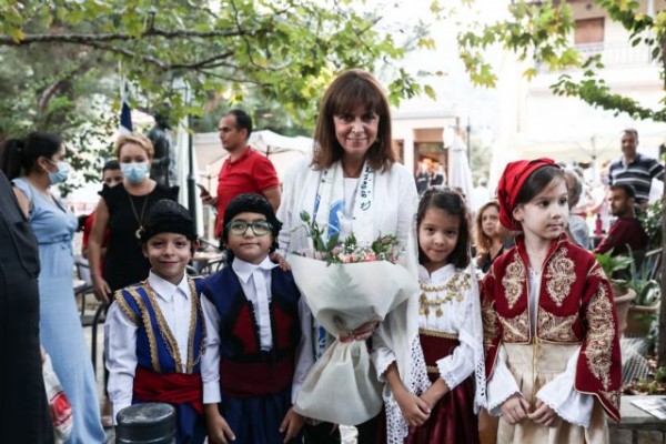 Σακελλαροπούλου – Επίτιμη δημότης Βιάννου – Ζωντανή η μνήμη της συμφοράς και της αντίστασης στο ναζισμό