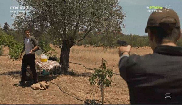 Συγκλονιστική σκηνή στη «Γη της ελιάς» – Ο νεαρός Φίλιππος πυροβολεί τον Στέφανο