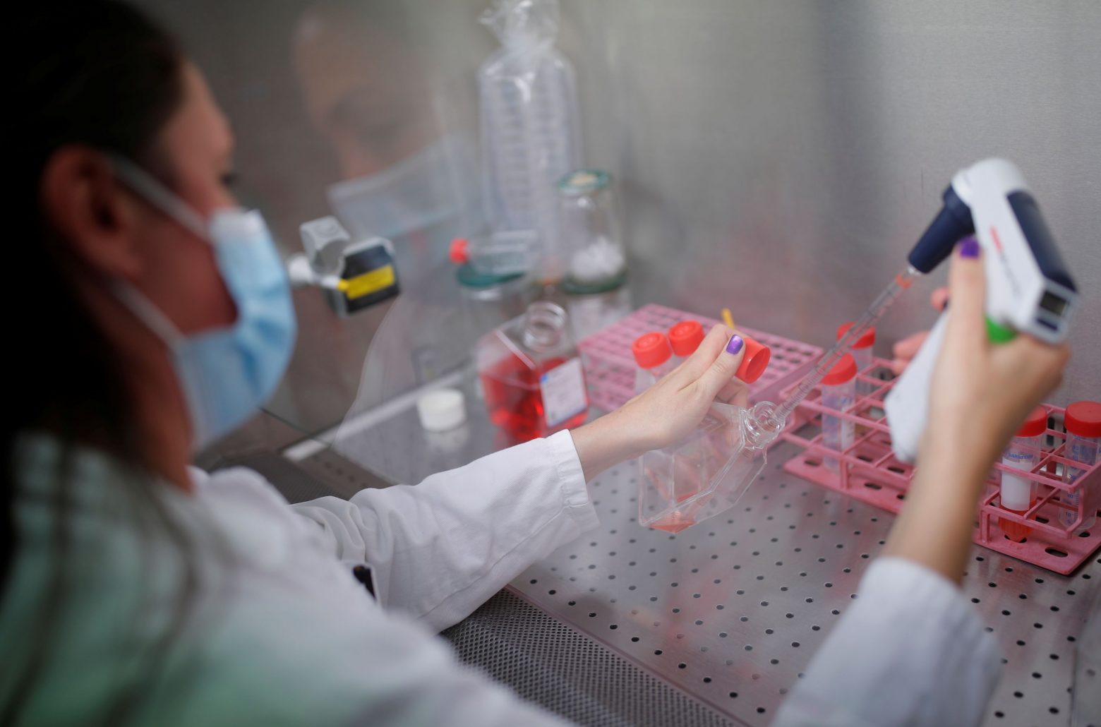 Κοροναϊός - Ρινικό εμβόλιο ετοιμάζει η Γαλλία - Θετικές οι προκλινικές δοκιμές