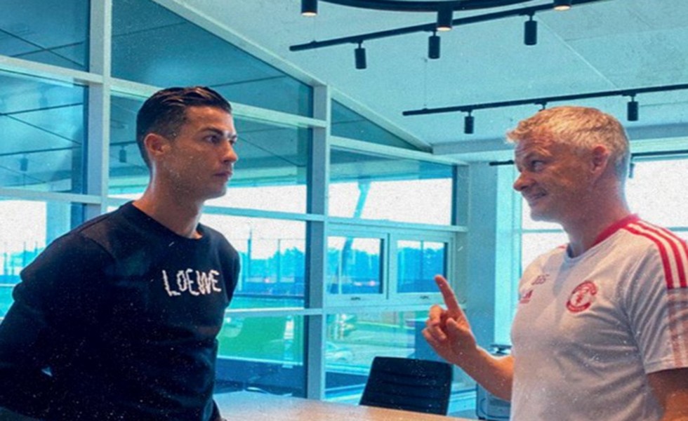 Ρονάλντο – Επέστρεψε στο προπονητικό κέντρο της Γιουνάιτεντ