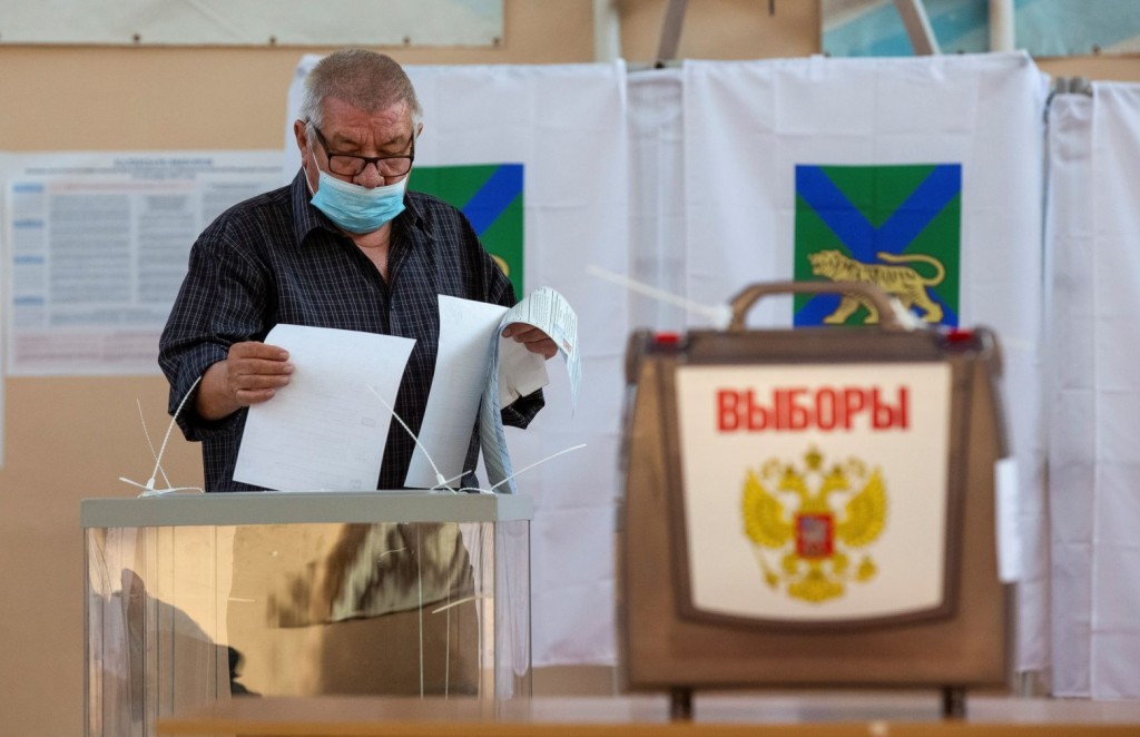 Ρώσια – Κλείνουν οι κάλπες για τις βουλευτικές εκλογές – Δεδομένη θεωρείται η νίκη του κόμματος του Πούτιν