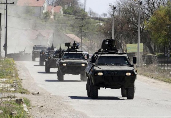 Κλιμακώνεται η ένταση μεταξύ Σερβίας και Κοσόβου – «Πυροσβεστική» παρέμβαση της Κομισιόν