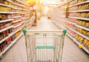 Προ των πυλών κύμα ακρίβειας – Συναγερμός στην κυβέρνηση, αναζητά αντισταθμιστικά μέτρα