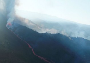 Λα Πάλμα – Άρχισε να εκλύει ξανά λάβα το ηφαίστειο Κούμπρε Βιέχα