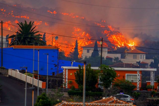 Εκρηξη ηφαιστείου Λα Πάλμα - Συγκλονίζουν οι περιγραφές των κατοίκων
