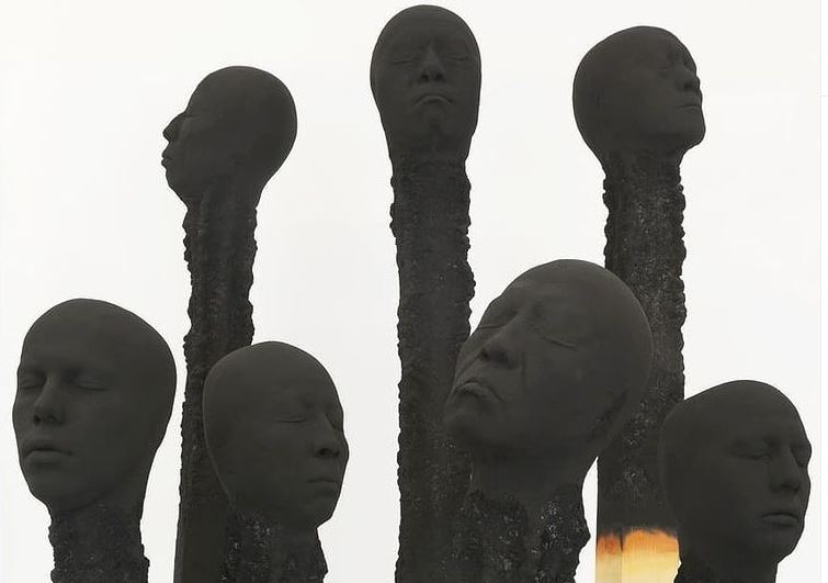 «Άνθρωποι-σπίρτα» για να φανεί η ανθρώπινη οδύνη