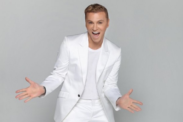 Τάκης Ζαχαράτος – «Αν έβρισκα τον ιδανικό σύντροφο θα σκεφτόμουν να κάνω παιδί»