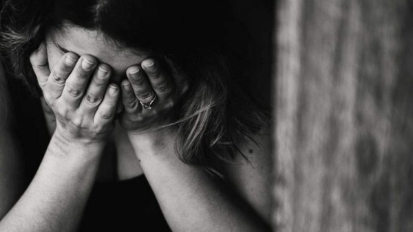 Ισπανία – Όσοι καταδικάζονται για ενδοοικογενειακή ή έμφυλη βία δεν θα έχουν δικαίωμα να επισκέπτονται τα παιδιά τους