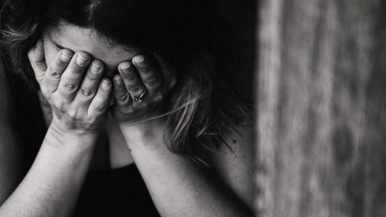 Ισπανία – Όσοι καταδικάζονται για ενδοοικογενειακή ή έμφυλη βία δεν θα έχουν δικαίωμα να επισκέπτονται τα παιδιά τους