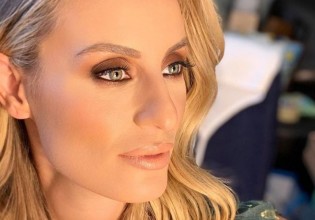 Ελεονώρα Μελέτη – Λαμπερή νονά στη βάφτιση του γιου της Φλορίντα Πετρουτσέλι