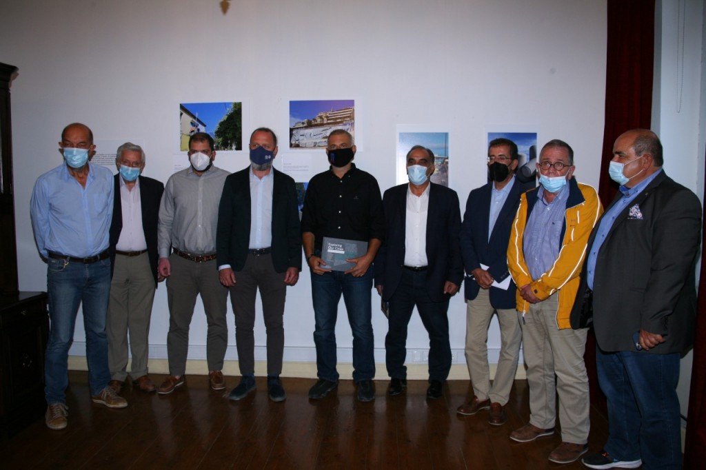 Εκθεση φωτογραφίας: «Εξερευνώντας τις πόλεις μας» στον Πειραιά