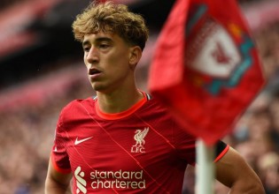 «Τρέλα» με τον… Crosstas Tsimikas στο «Άνφιλντ» – «Καλύτερος από τον Ρόμπερτσον»