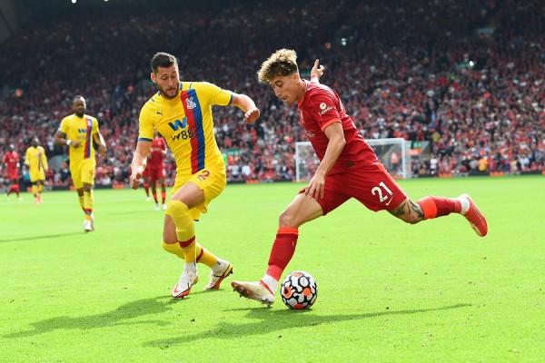 Οι Άγγλοι αποθεώνουν τον Τσιμικά στο twitter