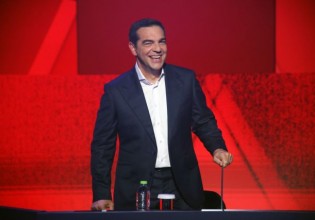 ΔΕΘ – Τσίπρας – Ρίχνει γέφυρες στη μεσαία τάξη και τους συνταξιούχους με το βλέμμα στις εκλογές