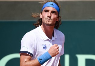 Με Τσιτσιπά η Ελλάδα στο Davis Cup