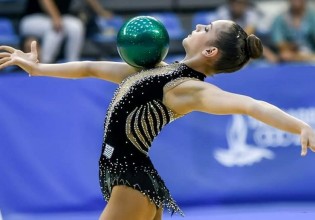 Ελένη Μενεγάκη – Η αντίστροφη μέτρηση για την πρεμιέρα της ξεκίνησε