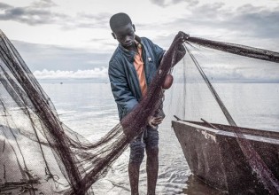 Κλιματική αλλαγή – Πάνω από 100.000 άνθρωποι αναγκάστηκαν να φύγουν από τα σπίτια τους στο Μπουρούντι